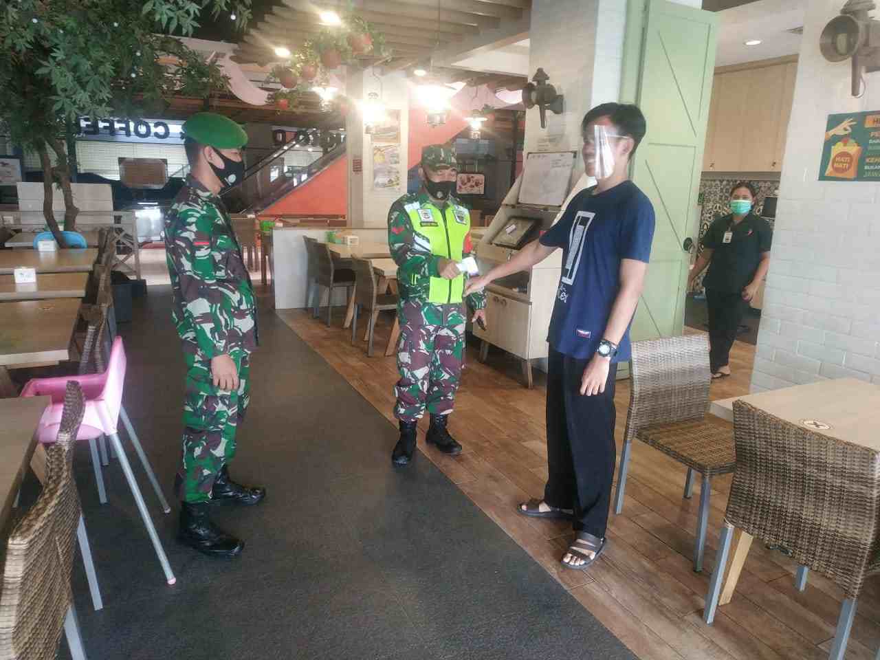 Serda Robi Himbau Protokol Kesehatan di Tempat Keramaian Mall Mandau City