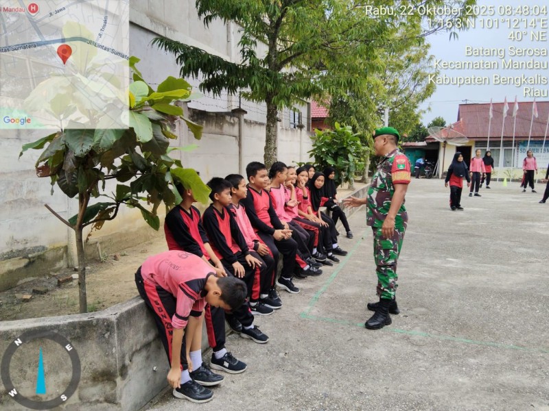 Babinsa Koptu P. Samosir Berikan Penyuluhan Pancasila Kepada Siswa SDN 29 Kelurahan Batang Serosa