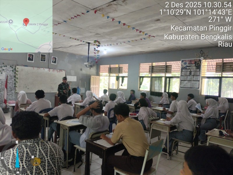 Babinsa Sertu AT. Silaban Berikan Penyuluhan Pancasila Kepada Siswa SMAN 2 Pinggir