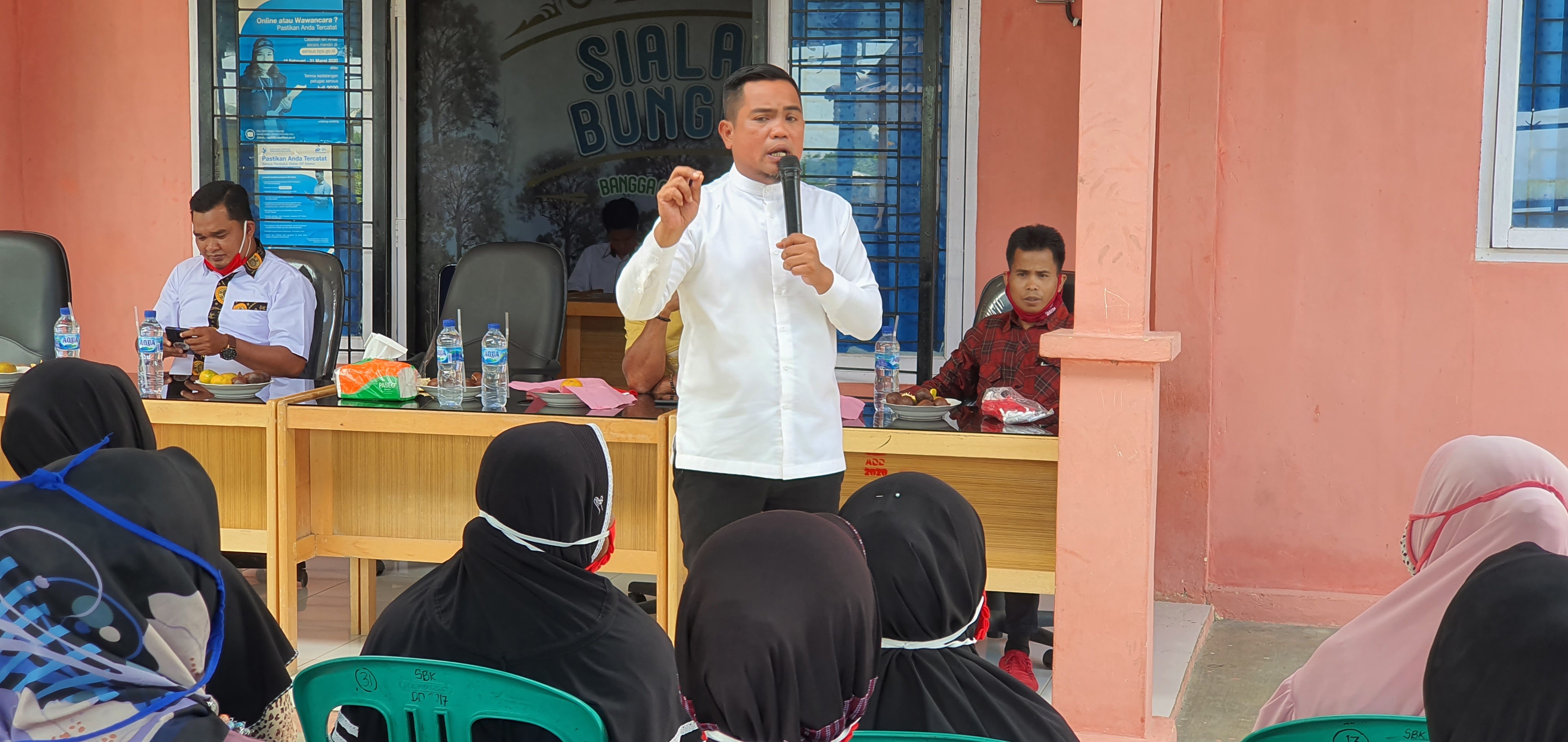 Waka DPRD Riau Zukri Misran Blusukan Sosialisasikan Perda