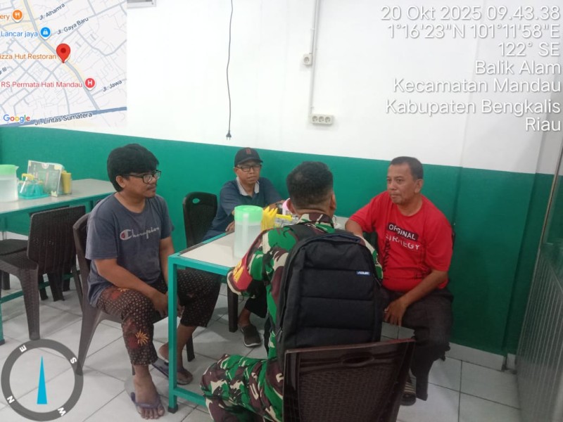 Babinsa Sertu M. Fikri Berikan Penyuluhan Pancasila Kepada Masyarakat Kelurahan Balik Alam