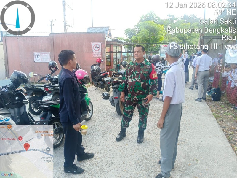 Babinsa Serka Junaidi Berikan Penyuluhan Pancasila Kepada warga Kelurahan Gajah Sakti