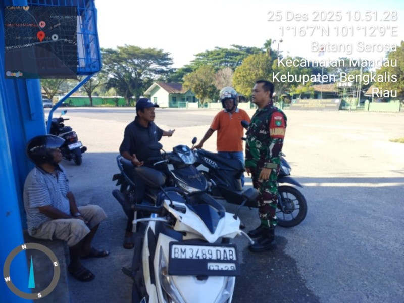 Babinsa Serka Junaidi Berikan Penyuluhan Pancasila Kepada warga Kelurahan Batang Serosa, Mandau