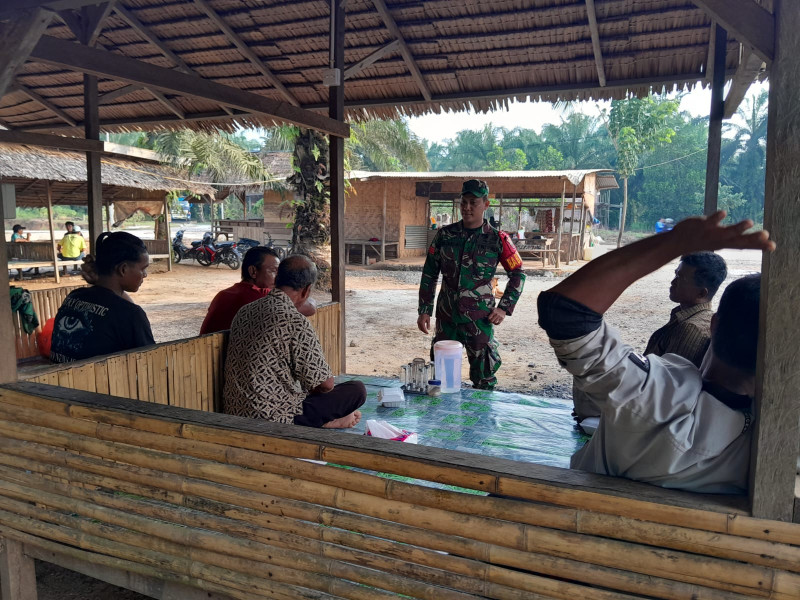 Babinsa Praka A. Manulang, Berikan Penyuluhan Pancasila Kepada warga Desa Melibur, Kampung Pancasila