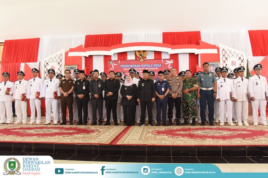 Hadiri Pengukuhan Kades, Ketua DPRD: Mari Bersama Membangun Desa