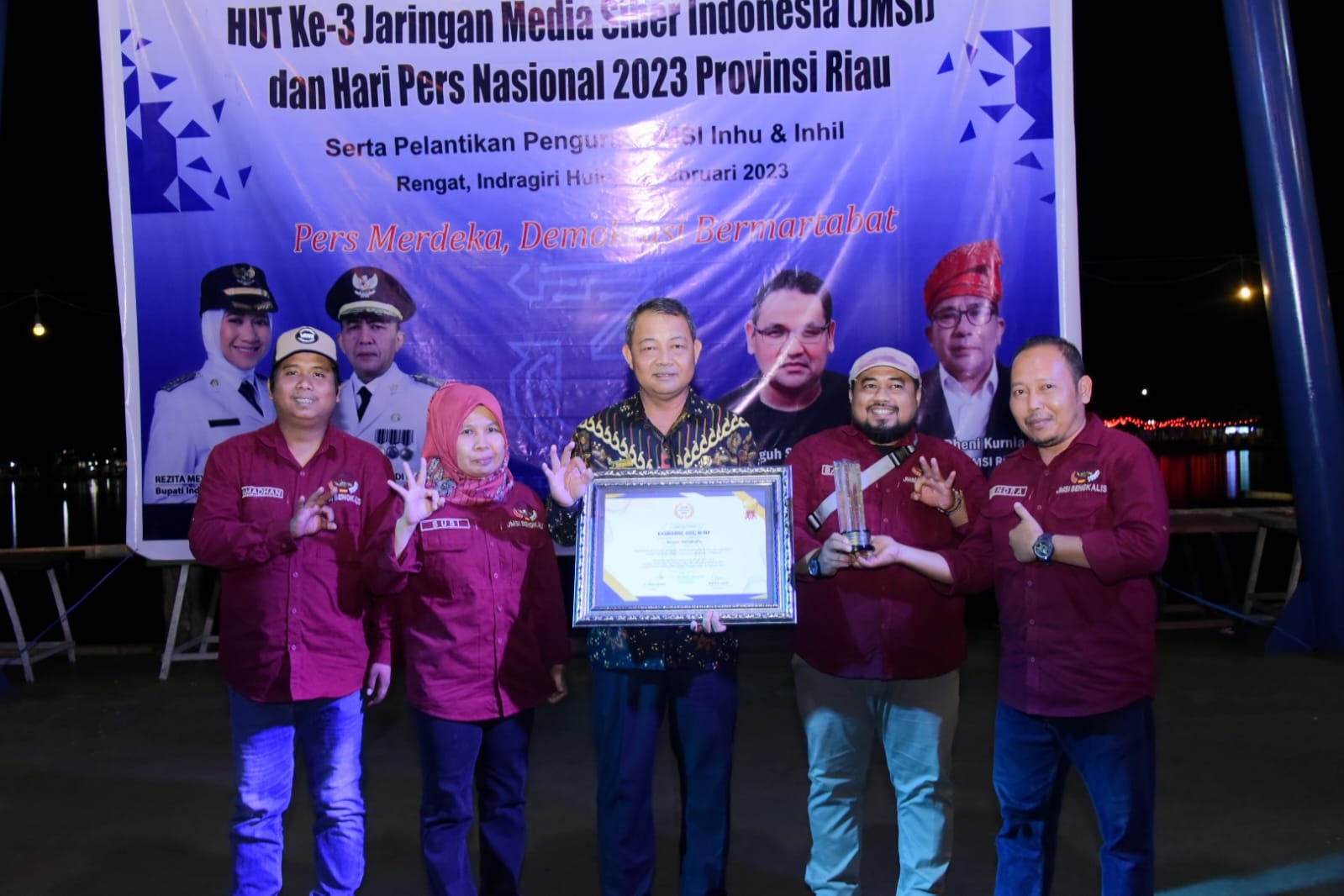 Bupati Bengkalis Kasmarni Terima Anugerah JMSI Award 2023