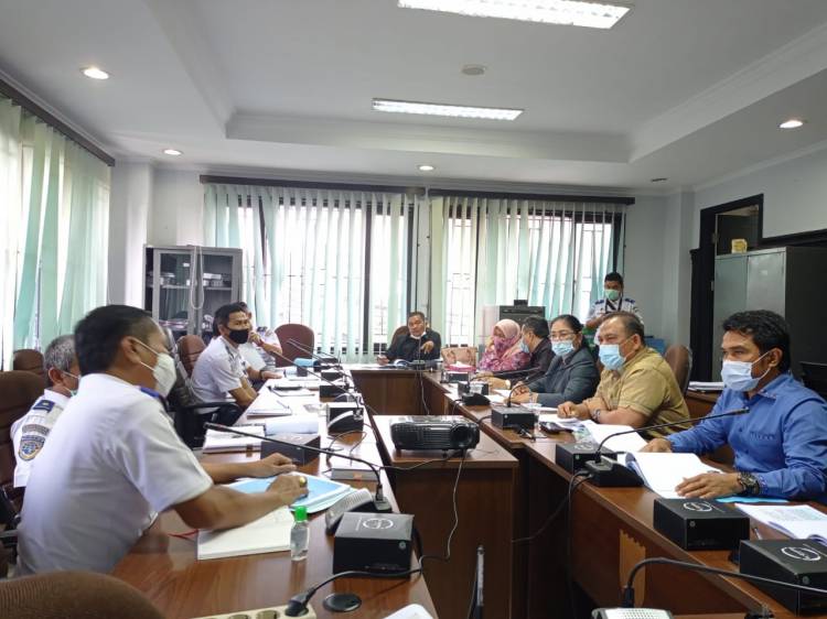 Hearing Komisi III DPRD Kota Pekanbaru Bersama Kantor Kesyahbandaran dan Otoritas Pelabuhan