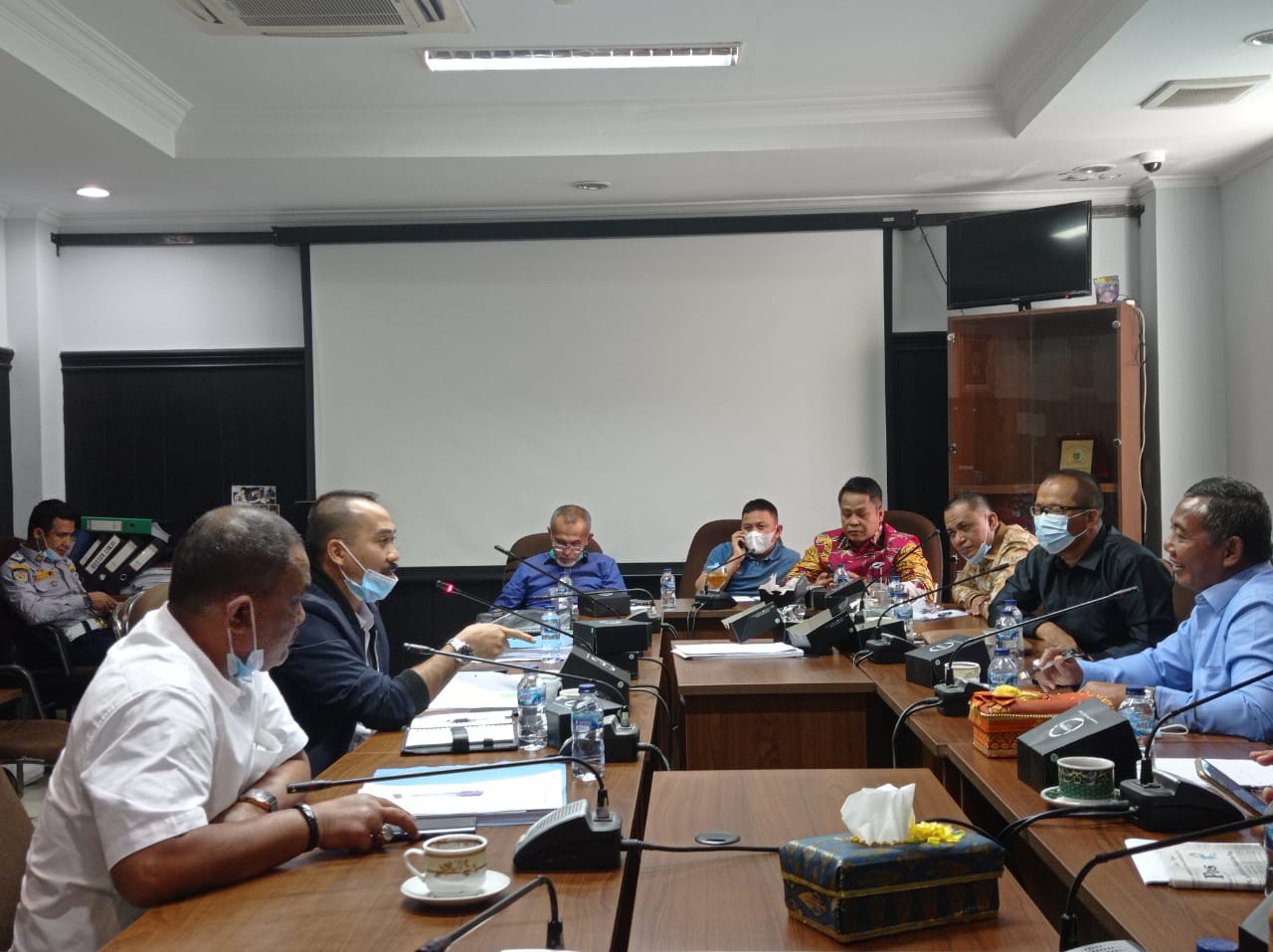 Komisi IV Gelar Hearing Bahas Tunggakan Listrik Lampu PJU