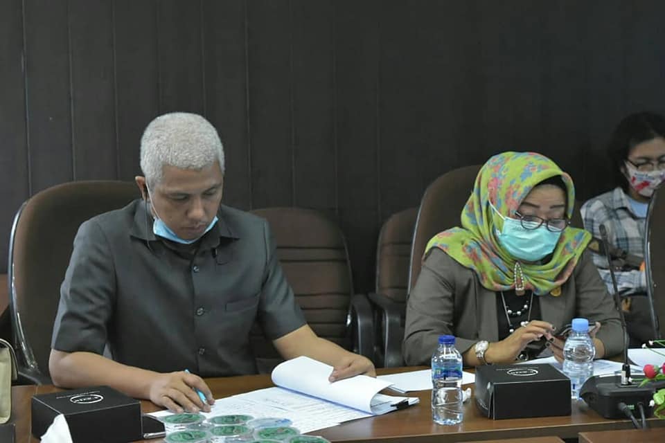 Komisi II Rapat Bersama Dishub Bahas Pengelolaan Parkir di Kota Pekanbaru