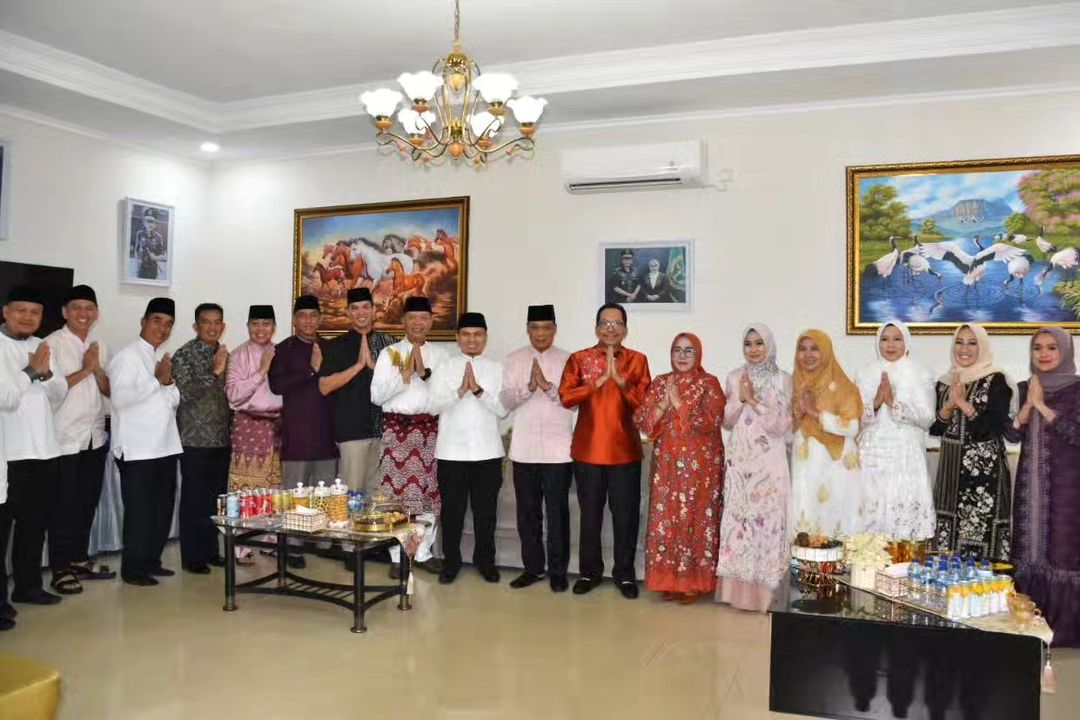Eratkan Silaturahmi, Ketua DPRD M Sabarudi Halal Bihalal Bersama Forkopimda Riau