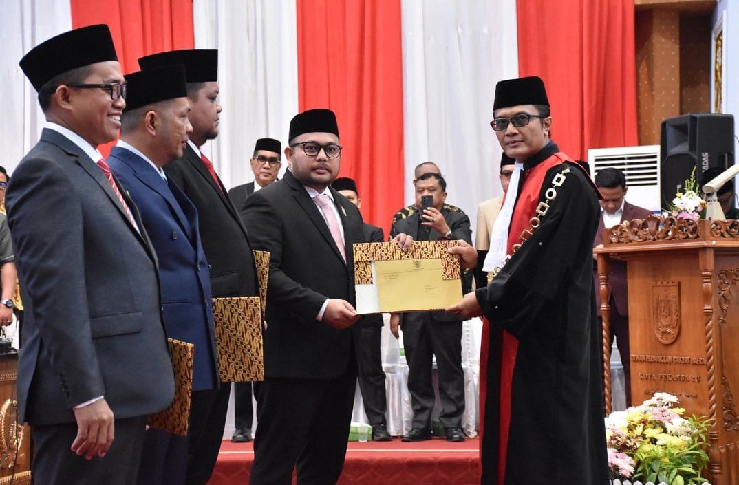 Pelantikan Ketua dan Wakil Ketua DPRD Pekanbaru