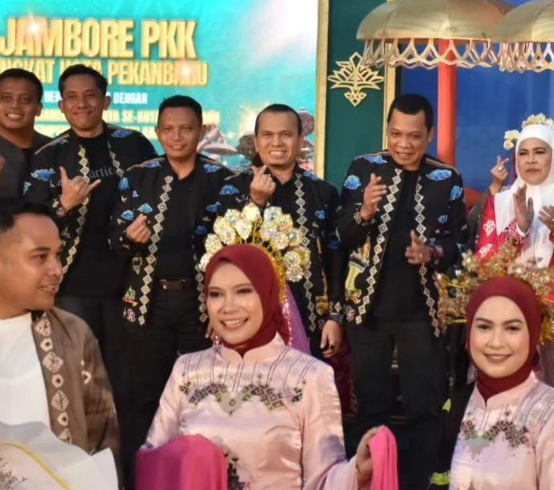 Ketua DPRD Pekanbaru Muhammad Sabarudi Turut Hadir Meriahkan Malam Puncak Jambore PKK Pekanbaru